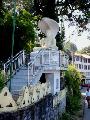 Buddha szobor, Kobrval a Kandy hegyoldali stnyon